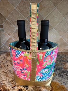 Lilly Pulitzer "Fan Sea Pants" gold floral two-bottle Wine Tote Bag